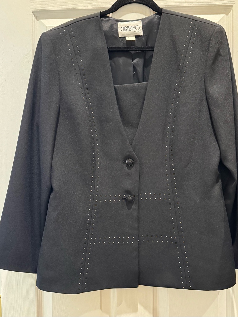 Carissimo: Black Women's Stud-Accent Blazer with Shoulder Pads Size 16 Made USA